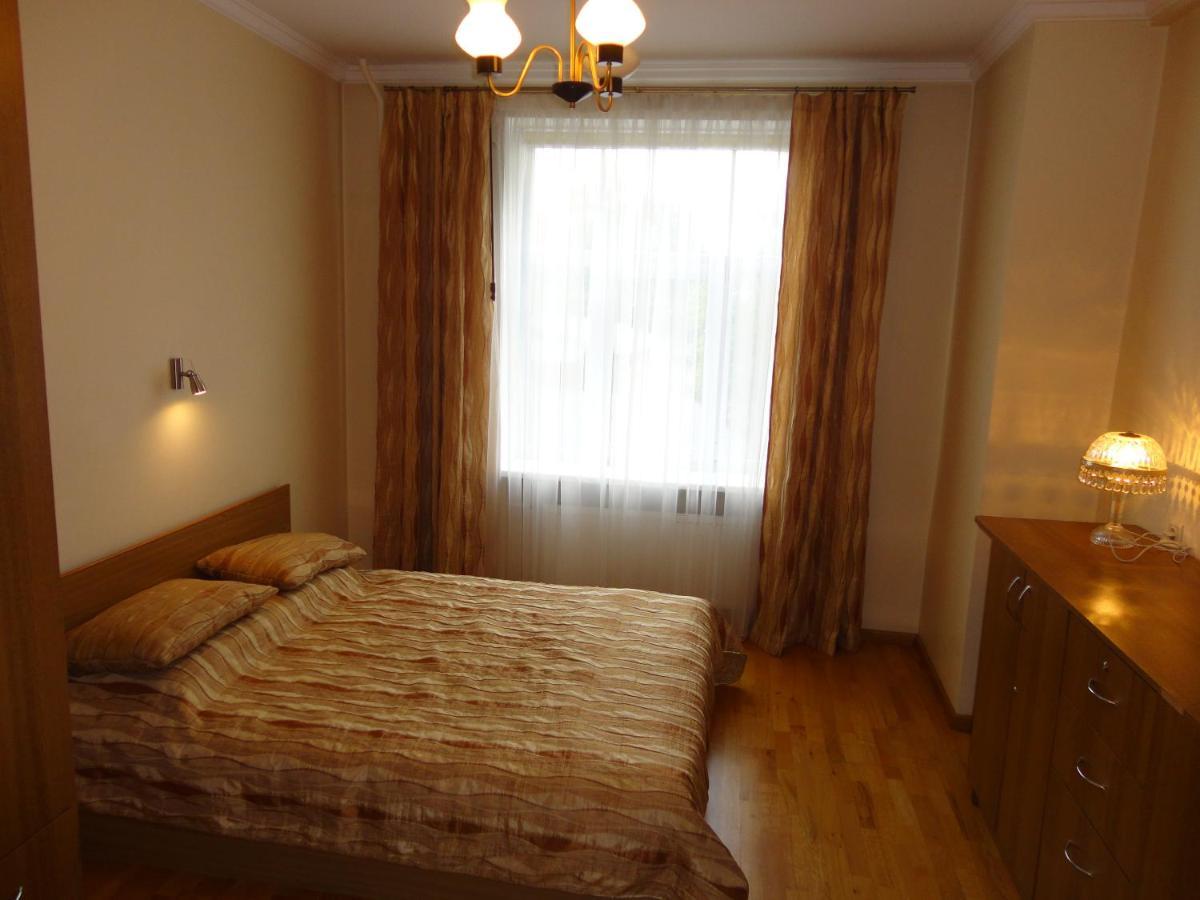 Central Apartment Riepnieku Street Riga Dış mekan fotoğraf