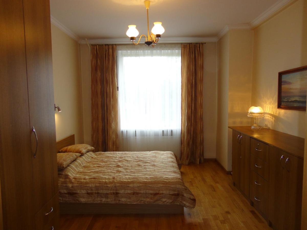 Central Apartment Riepnieku Street Riga Dış mekan fotoğraf