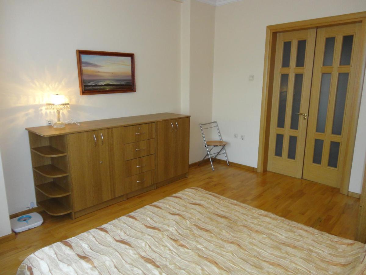 Central Apartment Riepnieku Street Riga Dış mekan fotoğraf